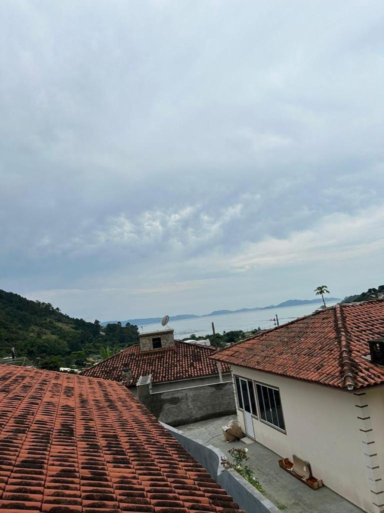 Acomodacao Vo Nilton *